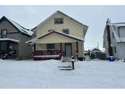 4th Ave SE for Sale