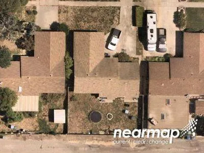 E North Ave for Sale