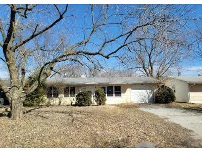 E Adams Dr for Sale