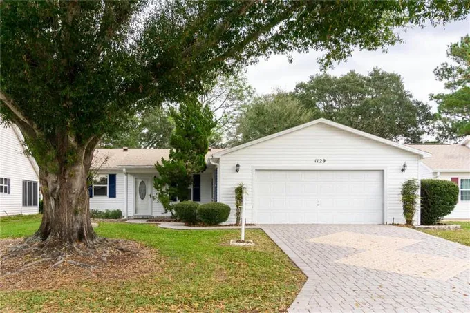 1129 DEL TORO DR, THE VILLAGES, FL 32159 Single Family Residence For Sale  MLS# G5076712