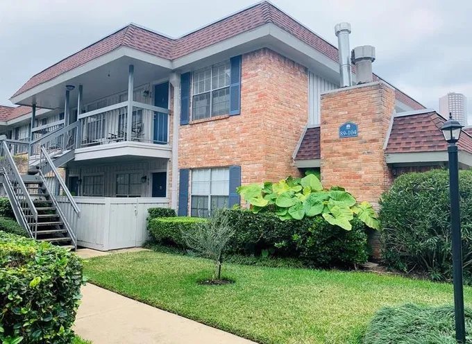 2350 Bering Dr #96, Houston, TX 77057 - MLS 16577580 for Rent