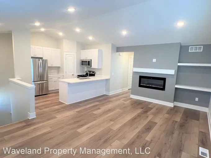 2110 Sherwood Ave - 2110  2110 Sherwood Ave for Sale