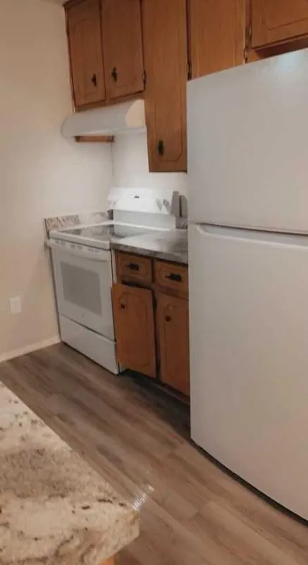 Hewitt, TX - Duplex - $995.00  129-131 E. Wall for Sale