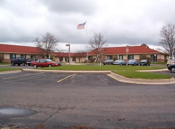 797 S Hazelnut St - Fowlerville, MI 48836 - Home For Rent