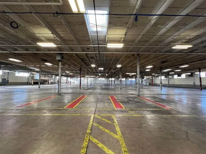 Des Moines, Polk County, IA Commercial Property for sale Property ID: 418857297