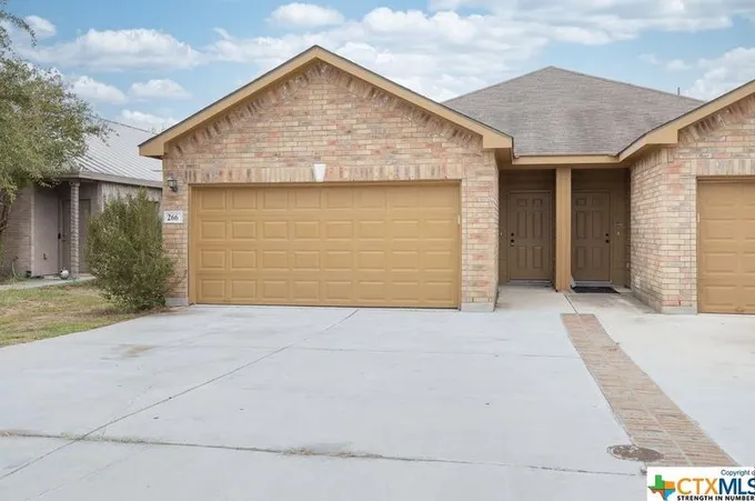 264 Rosalie Dr, New Braunfels, TX 78130 - MLS 531140 for Rent