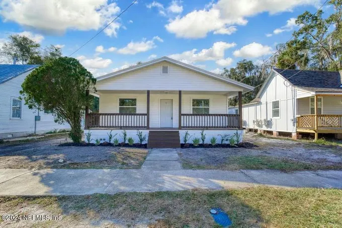 509 BRONSON ST, Palatka, FL 32177 Single Family Residence For Sale  MLS# 2002271
