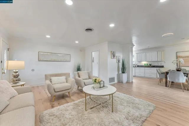 166 Kendall Rd, Walnut Creek CA 94595 for Sale