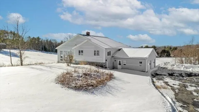Hallowell, Kennebec County, ME House for sale Property ID: 418797808