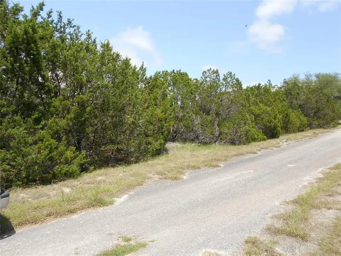 20604 Overland Trl, Lago Vista, TX 78645 for Sale