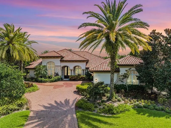 2712 Deer Track Way, Palm Harbor, FL 34685 - MLS U8226088 for Sale