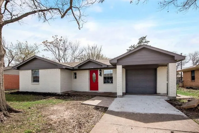 718 Calvin Drive, Garland, TX 75041 for Sale
