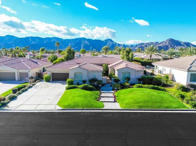 49545 Rancho Las Mariposas, La Quinta, CA 92253 - MLS 219105904 for Sale