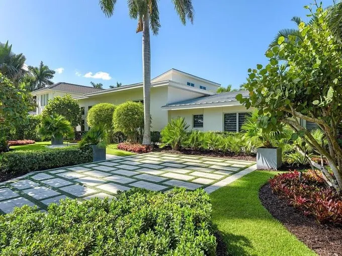 Naples, Collier County, FL Lakefront Property, Waterfront Property, House for sale Property ID: 418532437