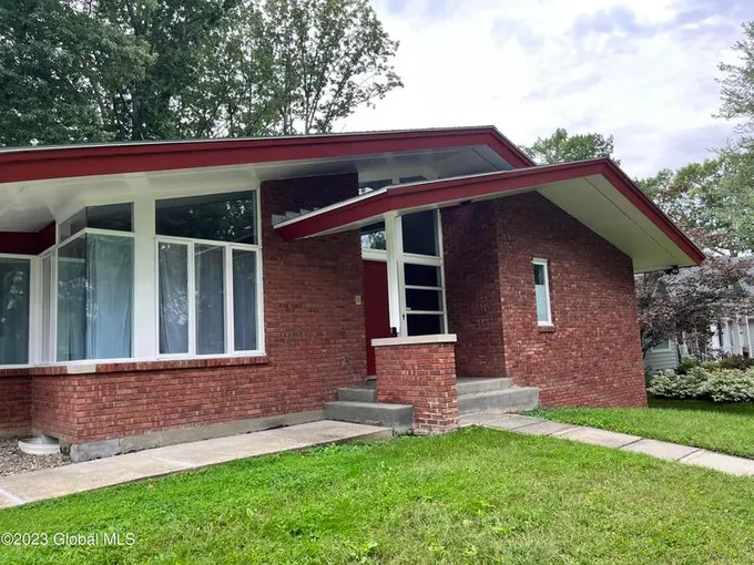 55 Maxwell Street, Albany, NY 12208 for Sale