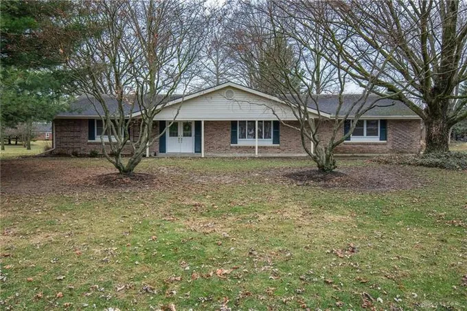 5501 KNOLLCREST CT, Centerville, OH 45429 Single Family Residence For Sale  MLS# 903948