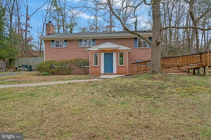 8703 Millbrook Place, Alexandria, VA 22309 for Sale