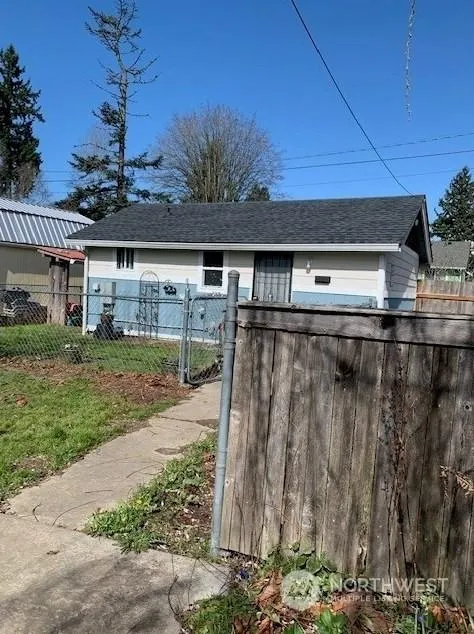 9928 Yakima Ave S, Tacoma, WA 98444 - MLS 2196165 for Sale