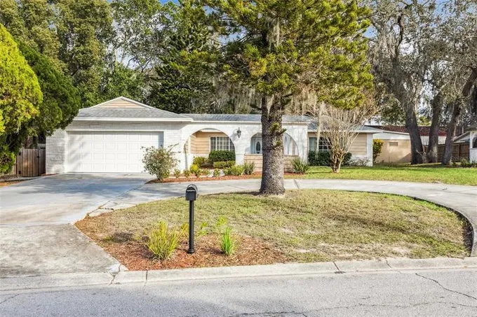 7026 Lenape Circle, New Port Richey, FL 34653 for Sale