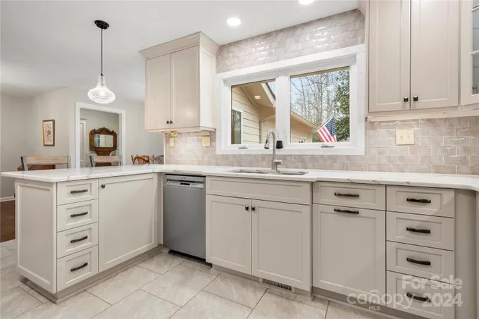 Lake Wylie, York County, SC House for sale Property ID: 418836359