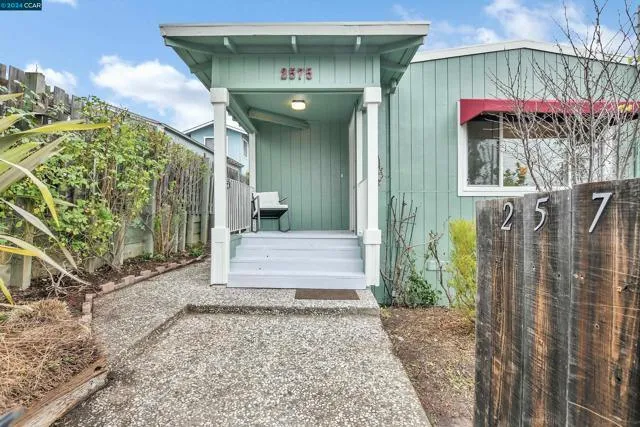 2575 Leslie Ave, Martinez CA 94553 for Sale