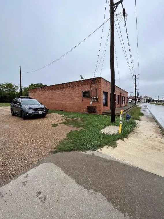 4220 S Lancaster Rd, Dallas, TX 75216 - MLS 20482377 for Sale
