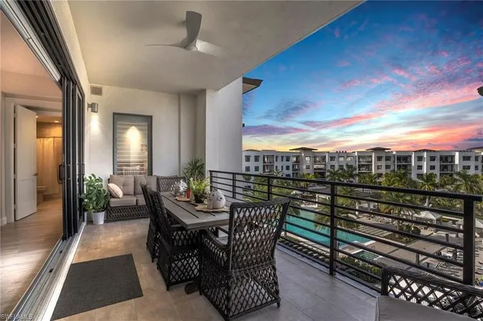 1111 Central Avenue, Unit 512, Naples, FL 34102 for Sale