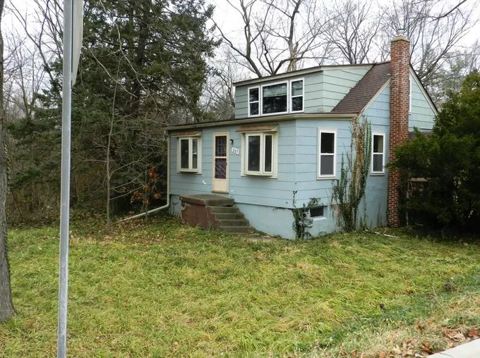 267 S Wagner Rd, Ann Arbor, MI 48103 - MLS 23144366 for Sale