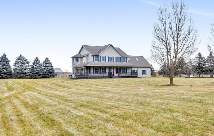 8422 Stony Lake Rd Rd, Jackson, MI 49201 - MLS 24001019 for Sale