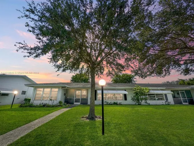 8622 Northwest 12th Street, Unit B174, Plantation, FL 33322 for Sale
