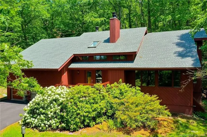 114 MOUNTAIN VIEW RD, Glastonbury, CT 06033 Single Family Residence For Sale  MLS# 170618651