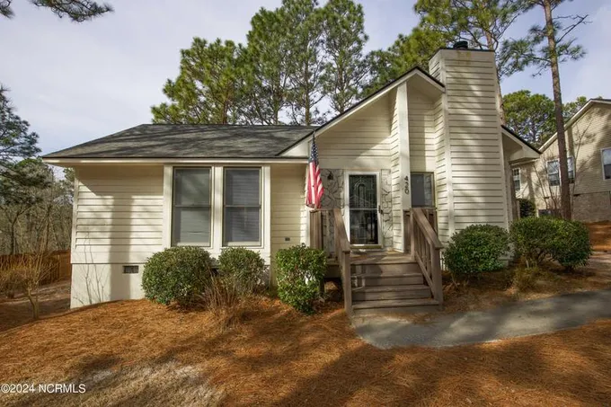 420 Sandhills Circle, Pinehurst, NC 28374 for Rent