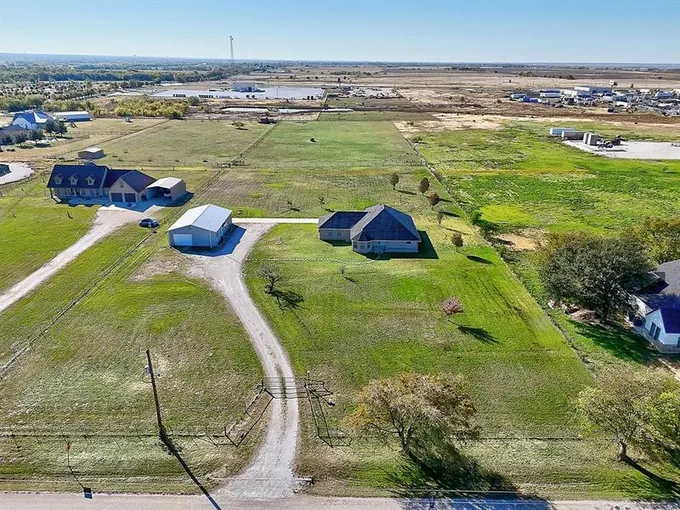 11747 Jackson Rd, Krum, TX 76249 for Sale
