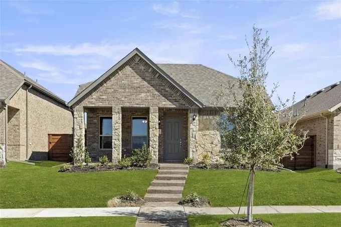 1909 Kit Fox Run, Mesquite, TX 75181 for Sale