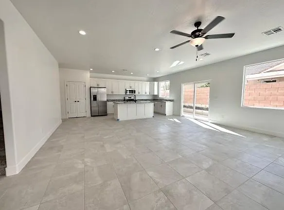 221 N 2480 W - Hurricane, UT 84737 - Home For Rent