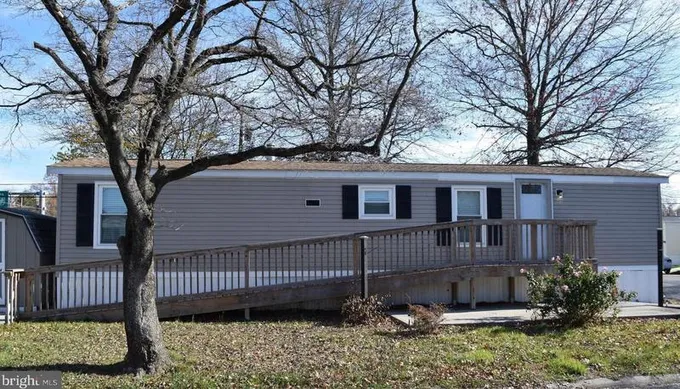 1 Stacy Dr, Pennsville, NJ 08070 - MLS NJSA2009466 for Sale
