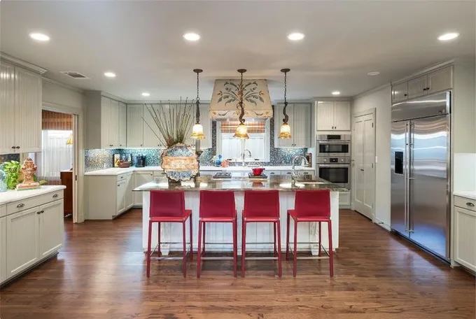 1202 N Clinton Ave, Dallas, TX 75208  MLS# 20484200 for Sale