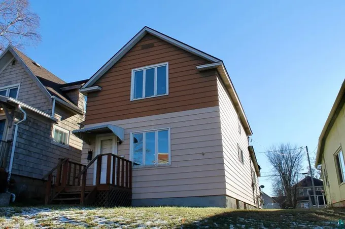 604 Cleveland Street, Eveleth, MN 55734 for Sale