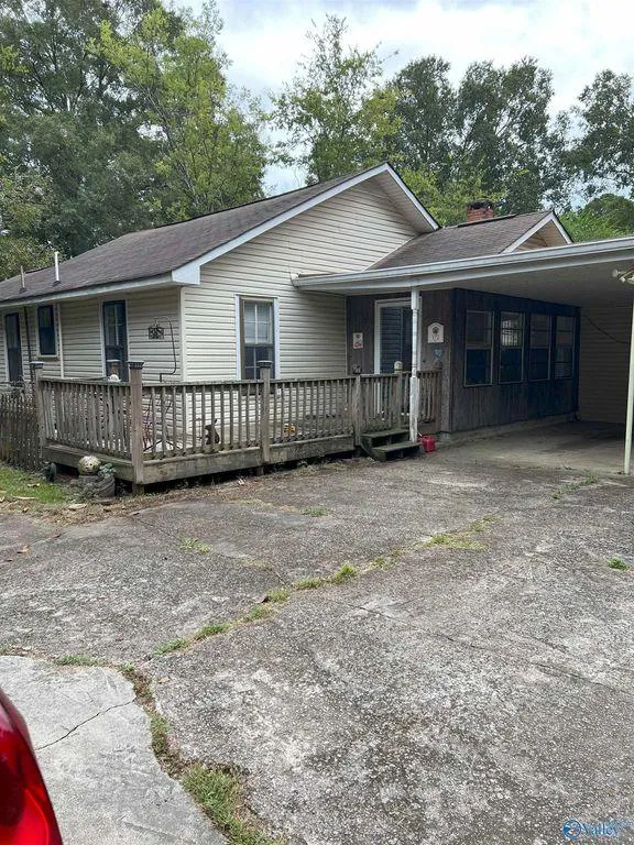 172 Avenue C, Sumiton, AL 35148  MLS# 21850912 for Sale