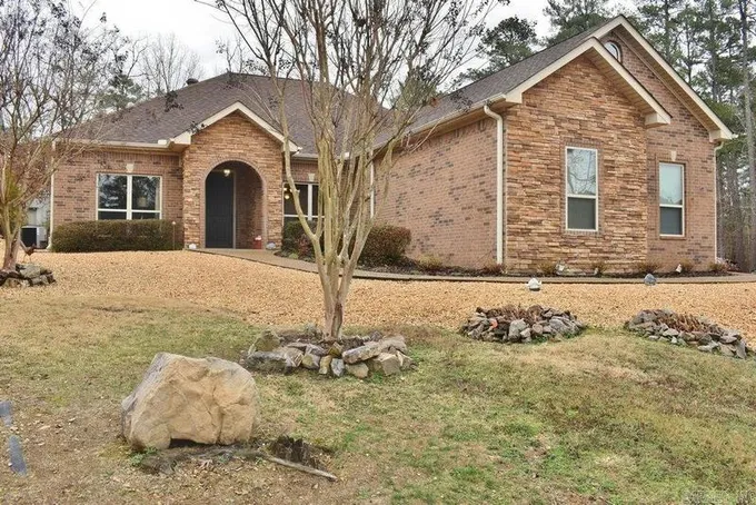 1 ROLLO LN, Hot Springs Vill. AR 71909 Single Family Residence For Sale  MLS# 24004455