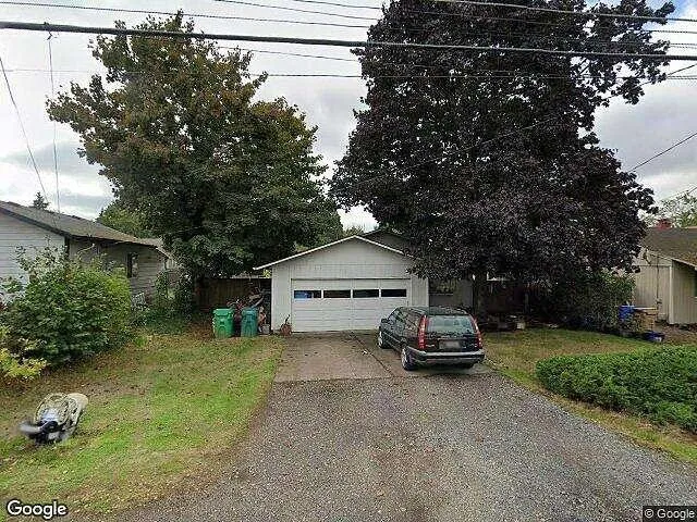 Pine, PORTLAND, OR 97267  613699046 for Sale
