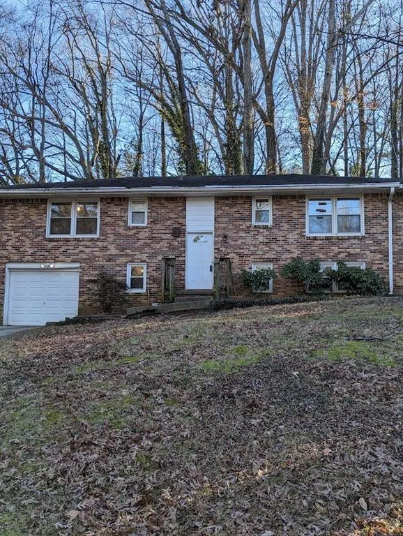 3264 Pin Oak Circle, Doraville, GA 30340 for Sale