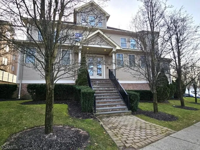 554 Bloomfield Avenue, Unit 3E, Bloomfield, NJ 07003 for Rent