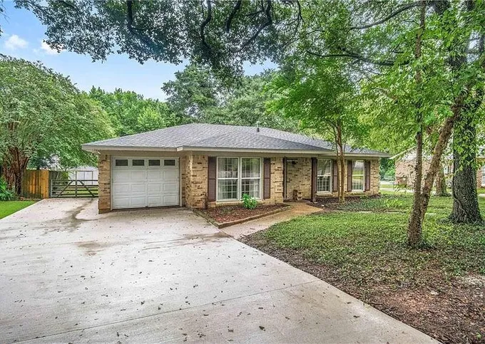 3/2 for rent in Mobile, AL #304 Judson Dr