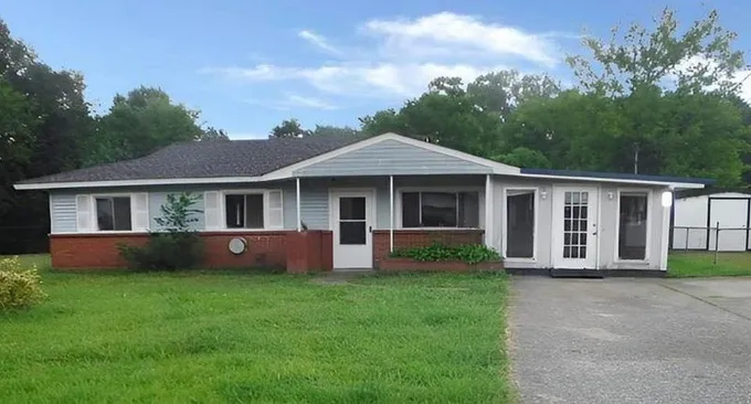 3/1B for rent in Gadsden, AL #403 Avalon Ln