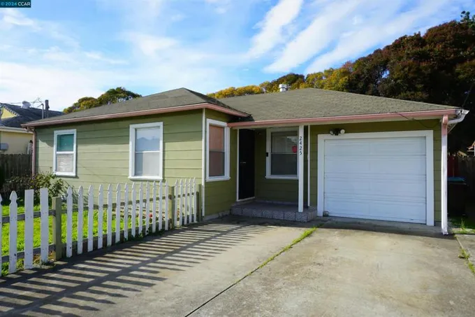 2425 GREENWOOD DR, San Pablo, CA 94806 Single Family Residence For Sale  MLS# 41047803