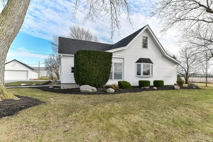6827 South Co Road 1000 East, Kirklin, IN 46050 for Sale