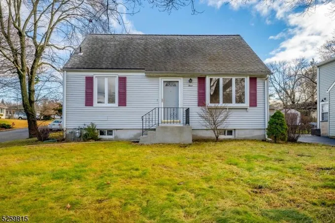 3 LAKE DR, Parsippany-Troy Hills Twp. NJ 07005 Single Family Residence For Sale  MLS# 3878197