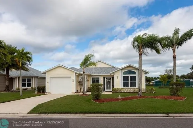 556 Paurotis Ln, Fort Pierce, FL 34982 - MLS F10414919 for Sale