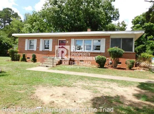 2228 Delta Pl - Greensboro, NC 27406 - Home For Rent
